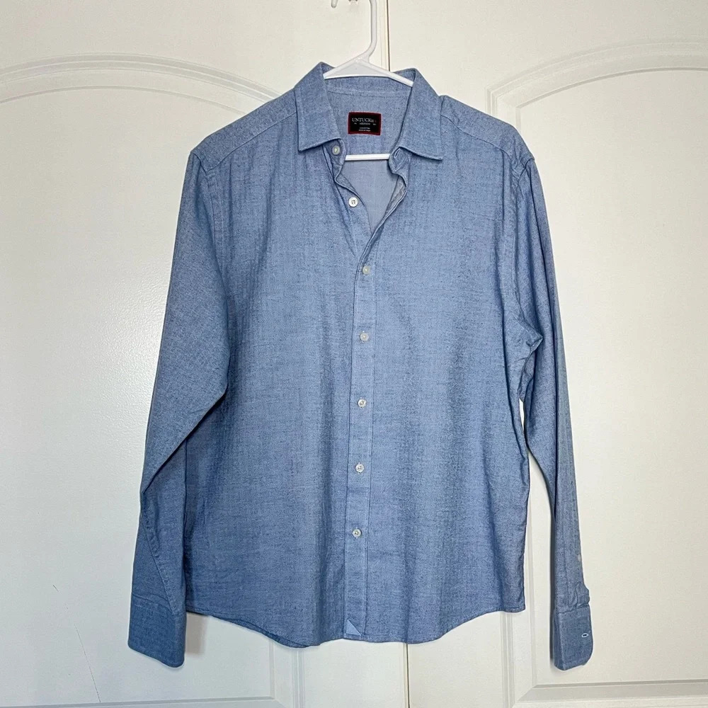 UNTUKCKit Blue Librando Button Down Shirt size M